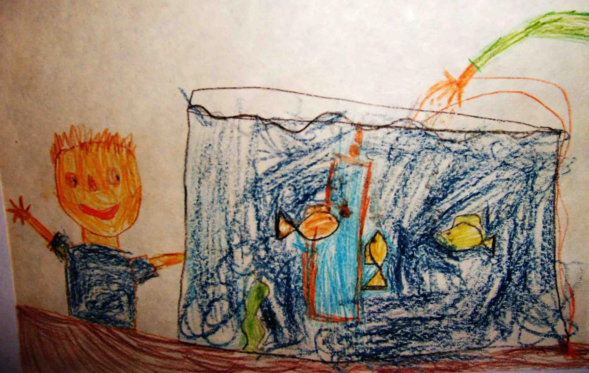 Рома и деда кормят рыбок.Нарисовал Рома Кузнецов в 4 года.